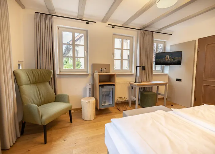 Schockes Laurentiushof Отель *